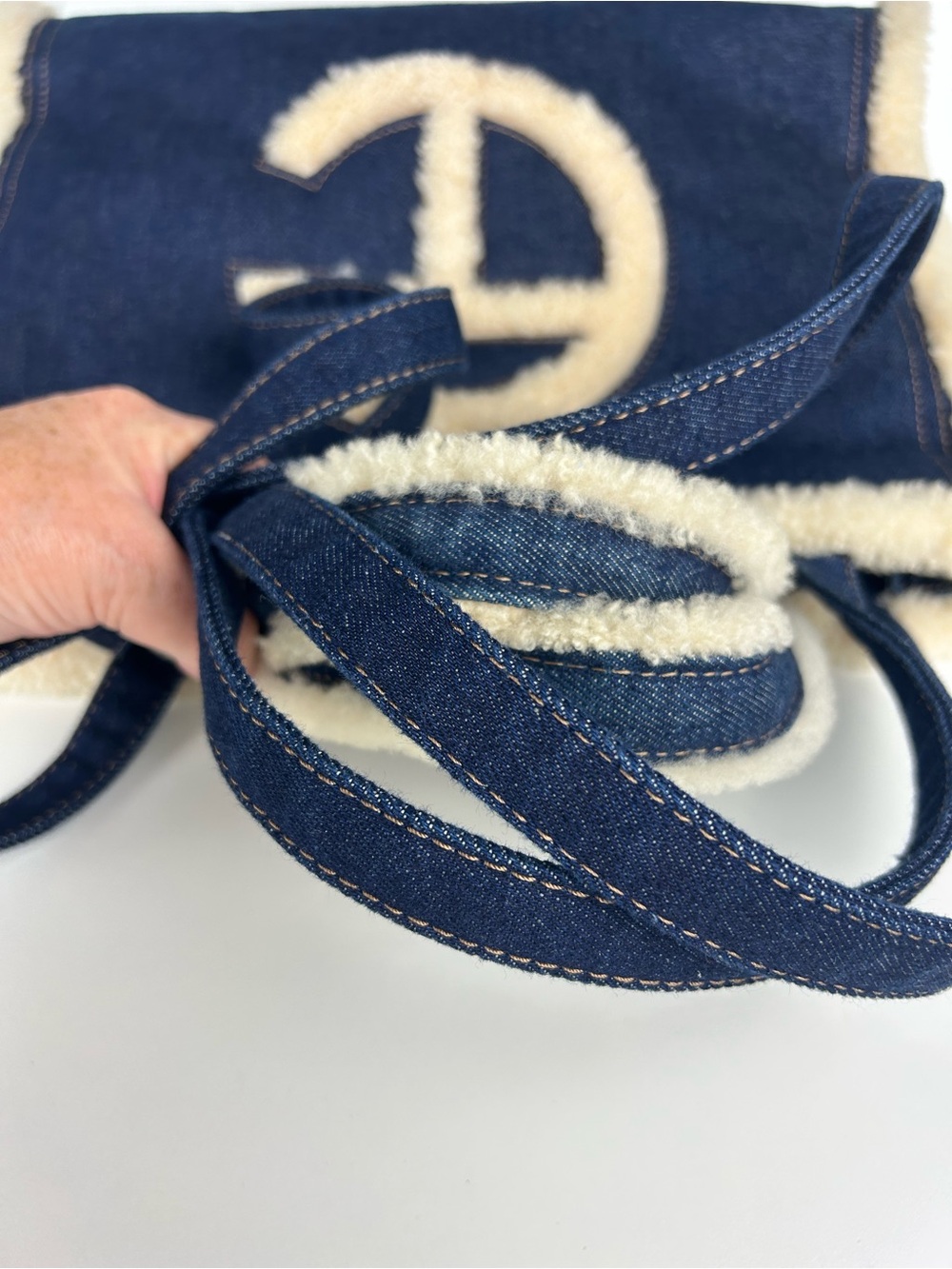 UGG X TELFAR MEDIUM SHOPPER TOTE CROSSBODY DENIM - Picture 5 of 16